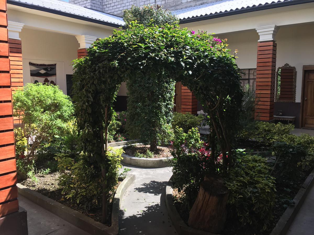 The Backpacker Hostal Ibarra Exterior foto